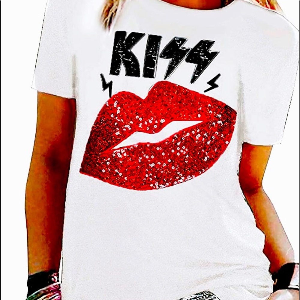Sequin tee shirt .